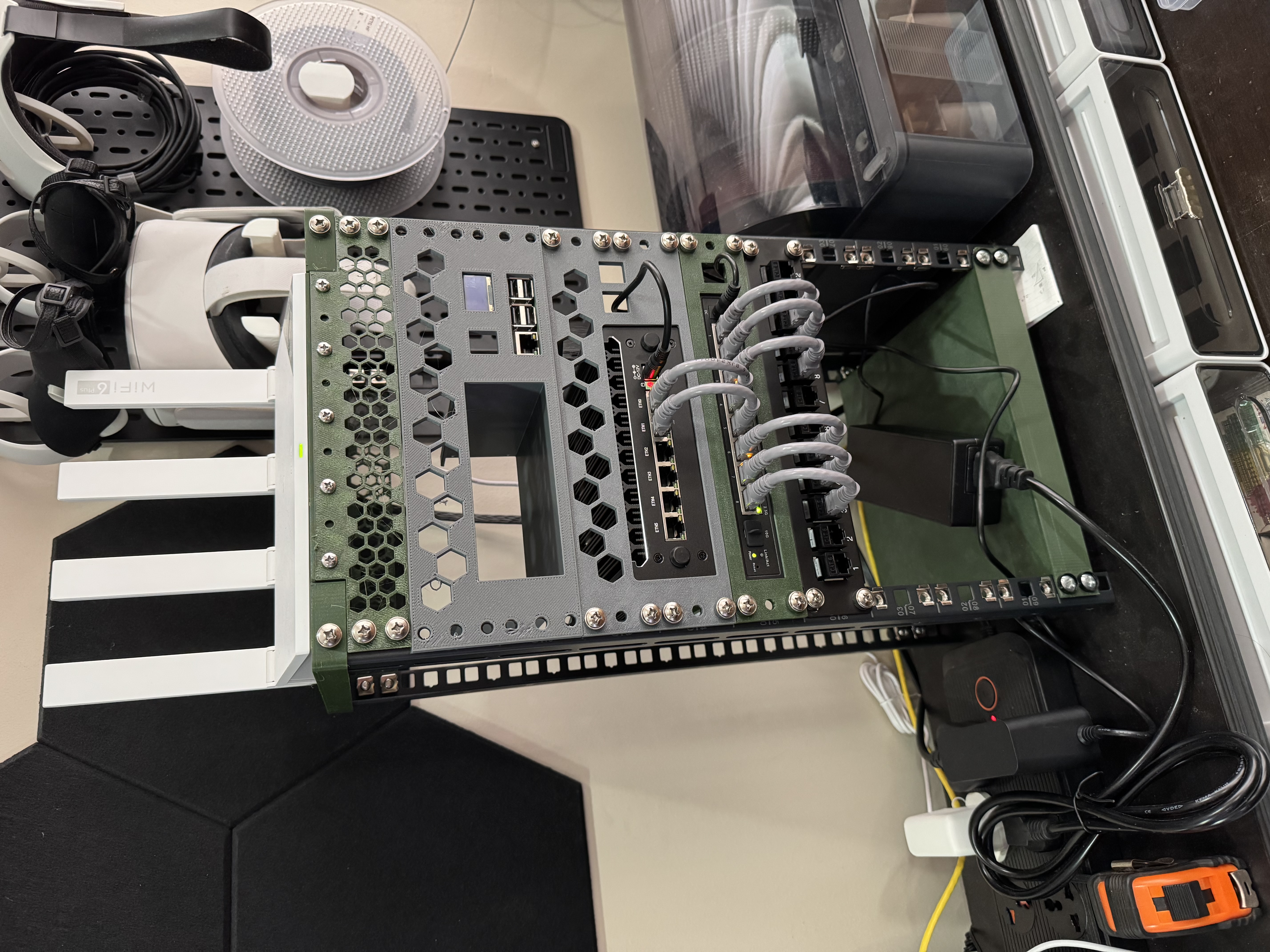 Rack with Larkbox
